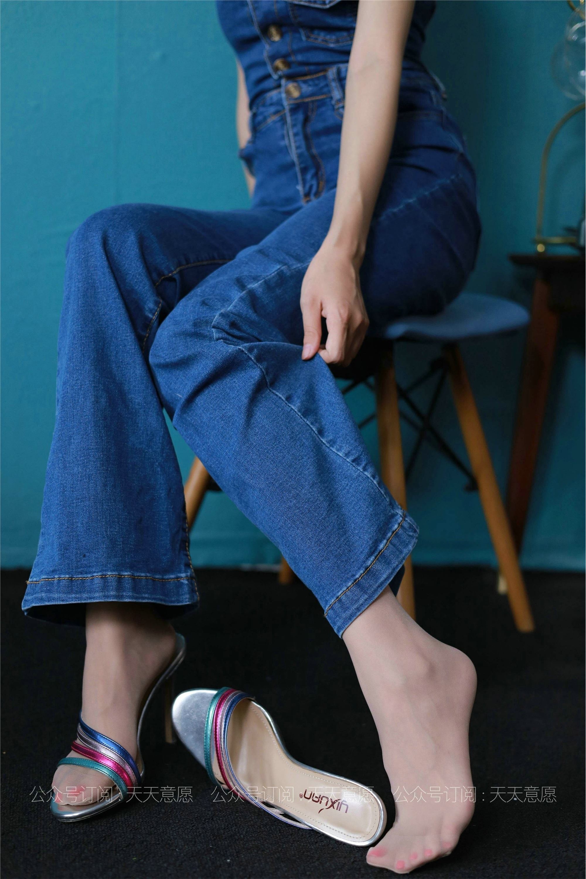 IESS异思趣向  2021.08.04 丝享家879：美子《美背库里丝》